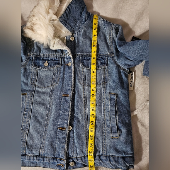 NWT FOREVER 21 WOMEN'S Blue Denim Jacket Size Medium - Picture 7 of 9